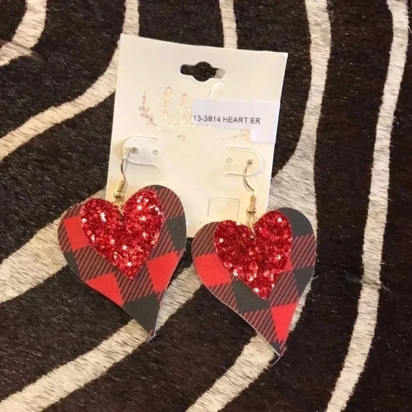 Valentines perfect earrings red and white check with red sparkle hearts on top - Picture 1 of 5